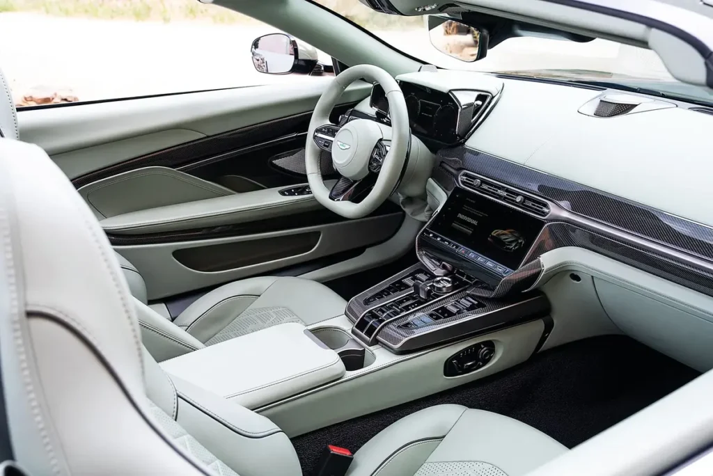 aston_martin_exterior